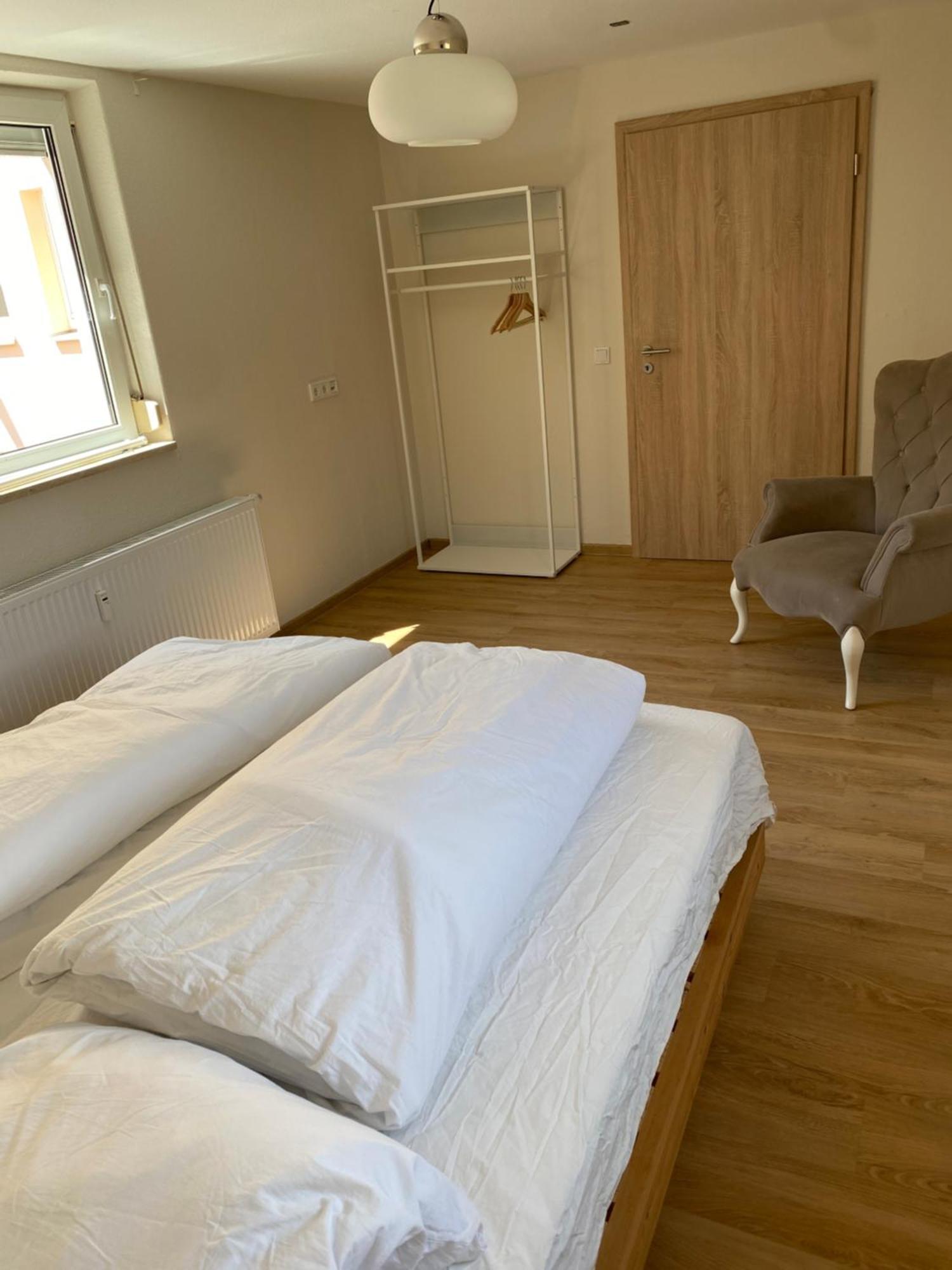 Ferienwohnung Feucht Eg Naturnah Parkplatz Wlan 외부 사진